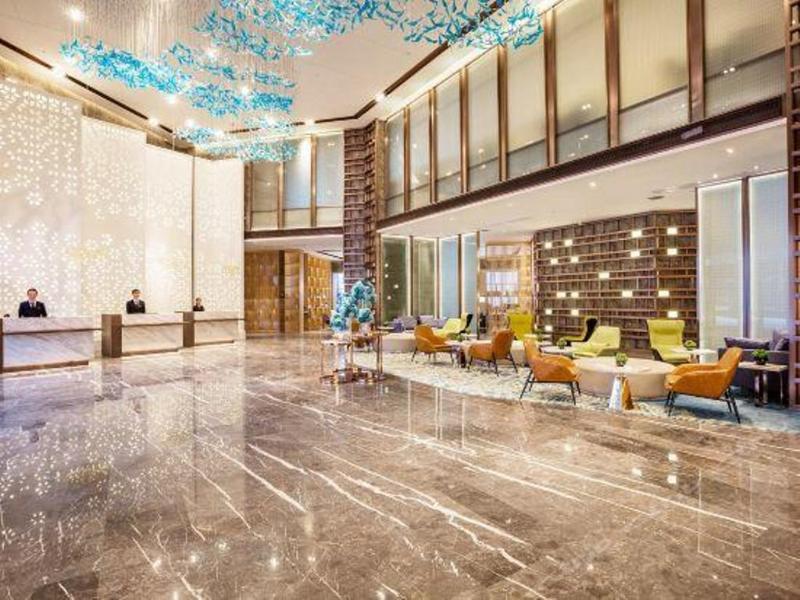 Shenzhen Bantian Huaweizhongcheng Atour Hotel Exterior photo
